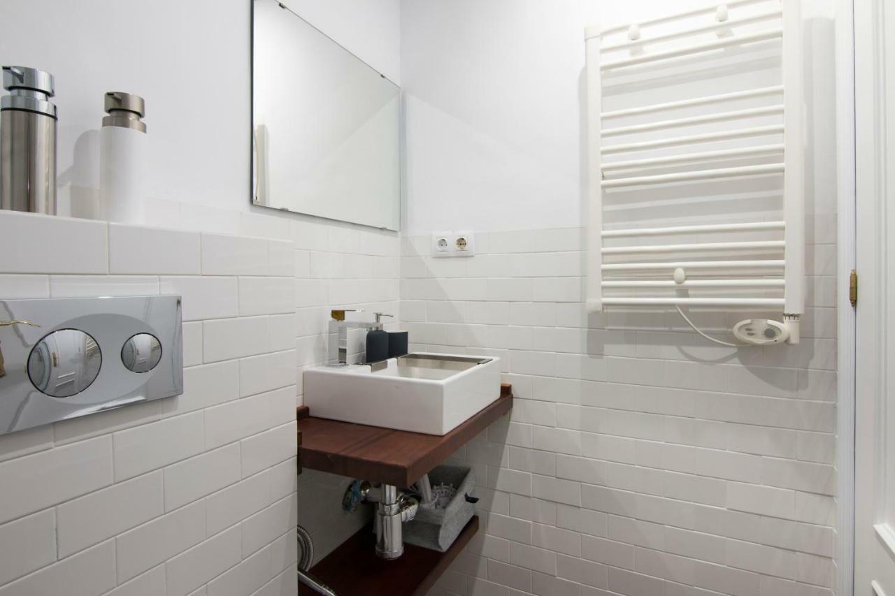 Apartamento Centro Bib-Rambla, tranquilo y acogedor Granada Exterior foto